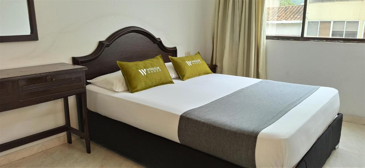 Hotel Windsor Plaza - Downtown Cali Zewnętrze zdjęcie